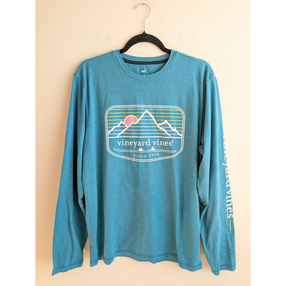 Vineyard Vines Dunes Tee Mens M Blue Mountain Sunset Graphic Long Sleeve Shirt